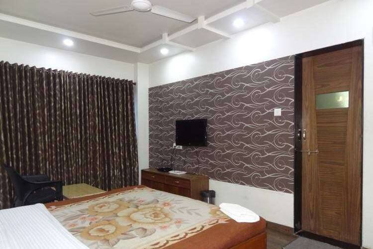 Hotel Suryananda Executive, Pune 4